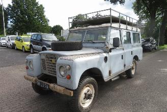 škoda osobní automobily Land Rover 88/109 SAFARI 109 CARAWAGON UITVOERING (ZEER UNIEK) 1972/11