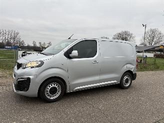 Peugeot Expert 1.6 BLUE HDI L1/H1 AIRCO, NAVIGATIE, PDC ENZ 81.000 KM N.A.P. picture 3