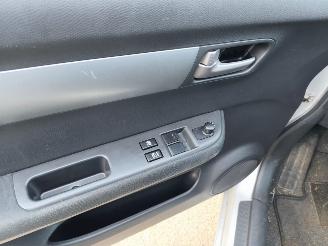 Suzuki Swift 1.3 AIRCO picture 10