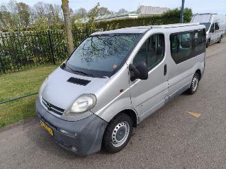 dommages  camping cars Opel Vivaro 1.9DTI 2.7T L1H1 CAMPER / KAMPEERAUTO 2002/5