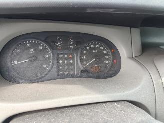 Opel Vivaro 1.9DTI 2.7T L1H1 CAMPER / KAMPEERAUTO picture 5