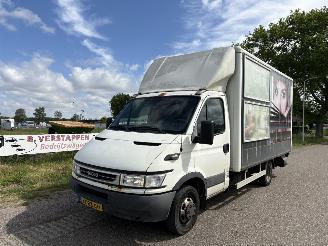 dommages fourgonnettes/vécules utilitaires Iveco Daily 40c12 Bakwagen + Hydr. laadklep 2006/7