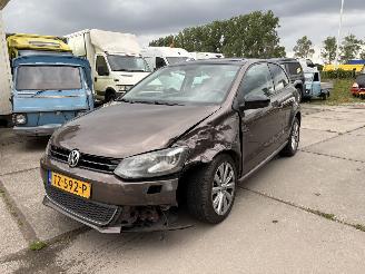 Unfallwagen Volkswagen Polo 1.6 TDI HIGHLINE DSG AUTOMAAT 2011/11