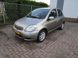 Schadeauto Toyota Yaris Automaat Airco 5-Drs 2005/1