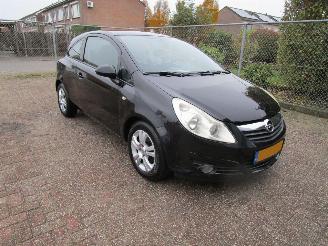 Opel Corsa 1.4 Airc Radio/CD picture 3