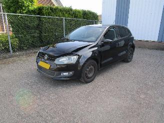 Vaurioauto  passenger cars Volkswagen Polo 1.6 TDI Navi Clima Panodak 2011/12
