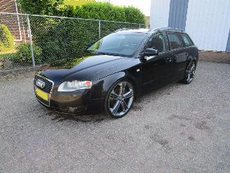 Auto incidentate Audi A4 3.0 TDI Quattro Leder 6-Bak 2006/4