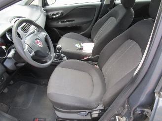 Fiat Punto 1.2 Airco Radio/CD 5-Drs picture 15