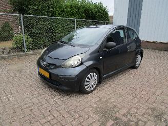 krockskadad bil auto Toyota Aygo Radio/CD 3-Drs 2006/4