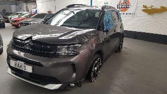 Voiture accidenté Citroën C5 Aircross 1.6 HYBRID 16V SUV  ELEKTRISCH BENZ 1.598CC 165KW 224PK 2023/6