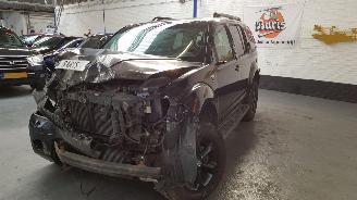uszkodzony samochody osobowe Nissan Path-finder 4.0 V6 24V 4x4 SUV  BENZ / LPG 3.954CC 198 KW 269PK 2006/3