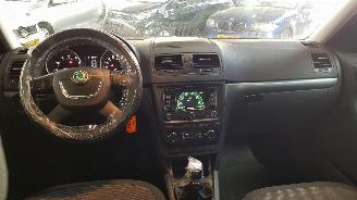 Skoda Yeti 1.2 TSI 16V SUV  BENZ 1.197CC 77KW 105PK picture 7