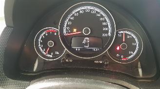 Volkswagen Up! 1.0 BMT Move Up picture 10