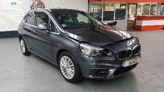 krockskadad bil auto BMW 3-serie 218D 2.0 TWINPOWER TURBO 16V MPV  DSL 1.995CC 110KW 15OPK 2015/8