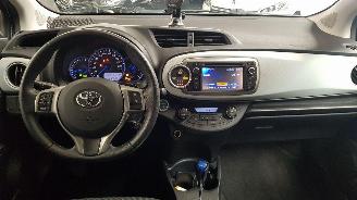 Toyota Yaris 1.5 16V HYBRID AUT  ELEKTRISCH-BENZ 1.497CC 74KW 101PK picture 7