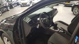 Volkswagen Polo 1.0 MPI 12V 4DRS BENZ 999CC 59KW 80PK picture 8