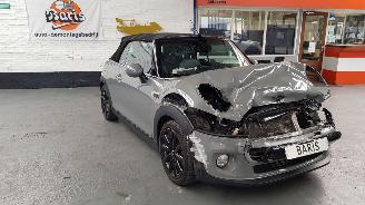 krockskadad bil auto Mini Cooper 1.5 12V C00PER  CABRIO  BENZ AUT 1.499CC 100KW 136PK 2016/6