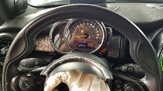 Mini Cooper 1.5 12V C00PER  CABRIO  BENZ AUT 1.499CC 100KW 136PK picture 11