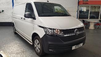 damaged passenger cars Volkswagen Transporter 2.0 TDI BESTEL  DSL 1.968CC 81KW 110PK KM 64760 NAP... 2022/2