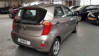 Kia Picanto 1.0 CVVT Comfort Pack picture 4