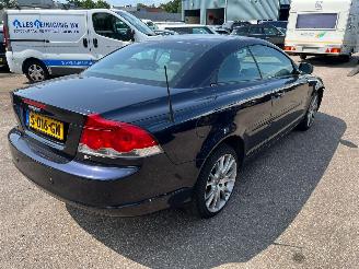 Volvo C-70 Volvo C70 Convertible 2.4i Kinetic picture 3
