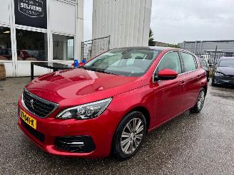 Avarii autoturisme Peugeot 308 1.2 PureTech Allure AUTOMAAT 2019/8