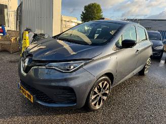 Voiture accidenté Renault Zoé R135 Limited 52 kWh 2021/10