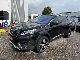 Avarii autoturisme Peugeot 5008 1.2 AUTOMAAT PureTech Allure BJ 2017 194.700 KM 2017/10