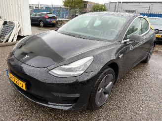škoda osobní automobily Tesla Model 3 Standard RWD Plus 60 kWh 2019/8