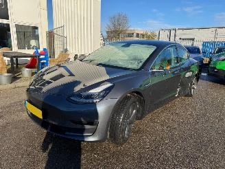 uszkodzony samochody osobowe Tesla Model 3 Standard RWD Plus 60 kWh 2019/12