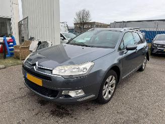 Schadeauto Citroën C5 Tourer 1.6 THP Business BJ 2011 196.606 KM 2011/4