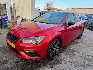 uszkodzony samochody osobowe Seat Leon 1.4 EcoTSI FR AUTOMAAT 2017/10