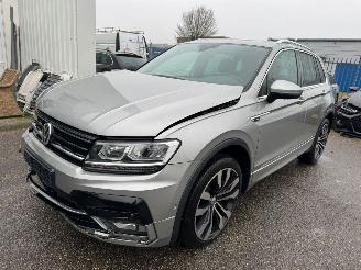 Coche accidentado Volkswagen Tiguan 1.5 TSI ACT Highline Business R AUTOMAAT 2020/1