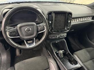 Volvo XC40 Recharge P8 AWD R-Design picture 10