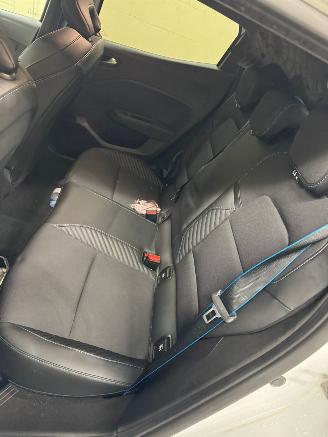 Renault Clio 1.0 TCe 90 GPF esprit Alpine picture 18