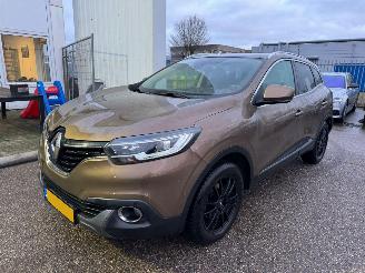 Vaurioauto  passenger cars Renault Kadjar 1.2 TCe Intens AUTOMAAT BJ 2016 108.833 KM 2016/7