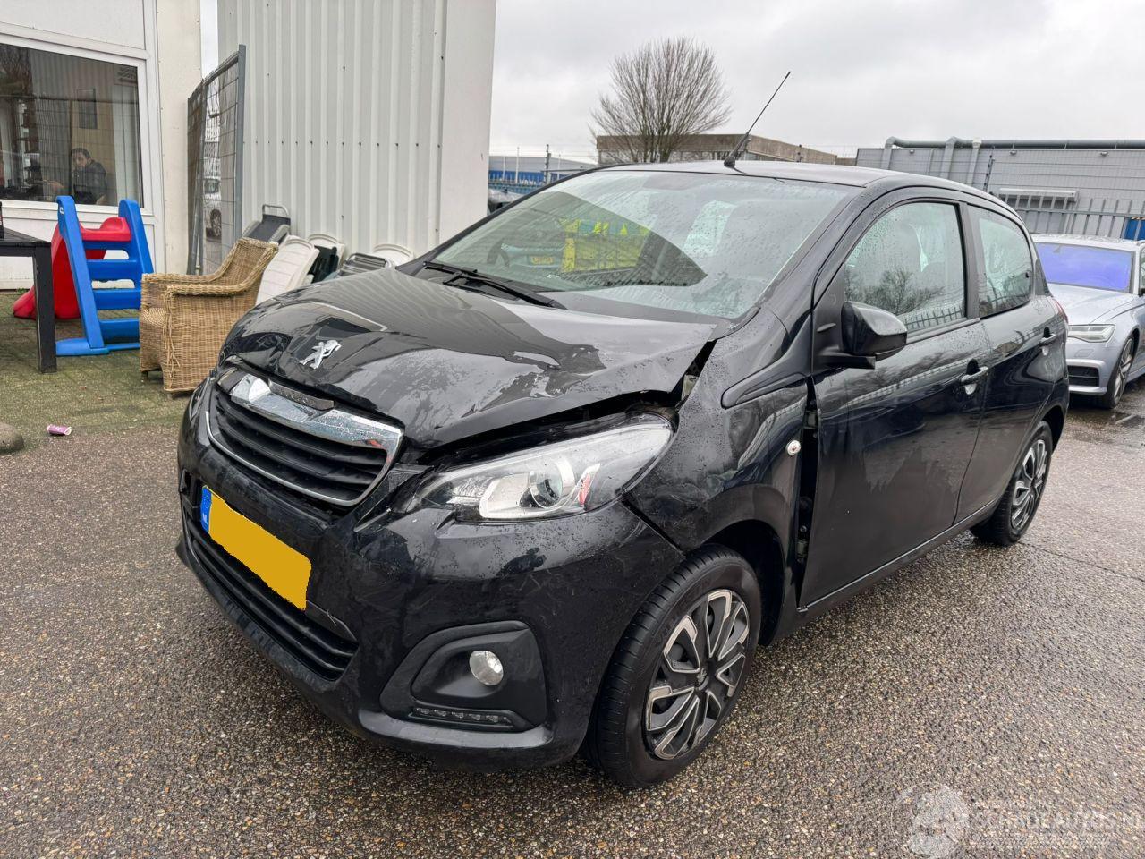 Peugeot 108 1.0 e-VTi Active BJ 2021 97.570 KM