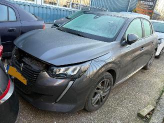 Unfallwagen Peugeot 208 1.2 PureTech Active Pack 2021/12