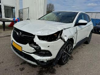 Avarii autoturisme Opel Grandland X 1.6 Turbo Hybrid Business Executive 2020/9