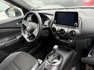 Nissan Juke 1.0 DIG-T N-Connecta picture 12
