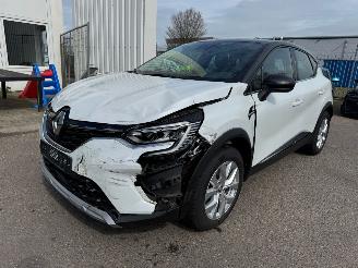 Unfallwagen Renault Captur 1.3 AUTOMAAT TCe 130 Edition One 2020/4