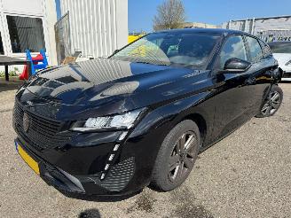 damaged passenger cars Peugeot 308 SW 1.2 AUTOMAAT PureTech Active Pack Business 2024/4