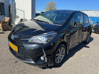 Coche accidentado Toyota Yaris Toyota Yaris 1.5 Hybrid Dynamic 2019/10