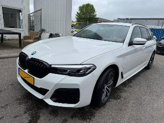 uszkodzony samochody osobowe BMW 5-serie Touring 530e AUTOMAAT Business Edition Plus 2021/1