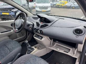 Renault Twingo 1.2 Authentique picture 15