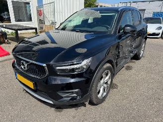 uszkodzony samochody osobowe Volvo XC40 2.0  AUTOMAAT T4 Inscription 2019/4