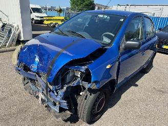 Unfallwagen Toyota Yaris 1.3-16V AUTOMAAT VVT-i Sol 2001/7