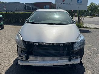 Toyota Prius 1.8 AUTOMAAT Dynamic picture 7