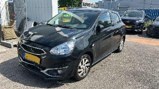 Voiture accidenté Mitsubishi Space-star 1.2  AUTOMAAT Life 2017/3