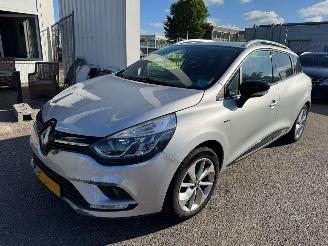 Auto incidentate Renault Clio Estate 0.9 TCe Limited 2017/2